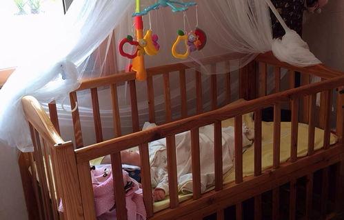 成人睡婴儿床视频,一场温馨的睡眠革命